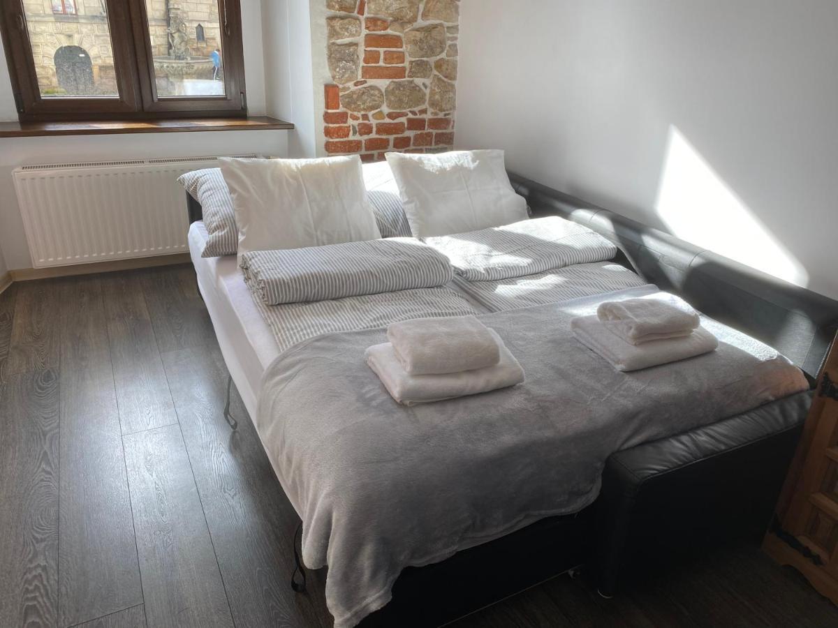 Apartament Przy Ratuszu Kłodzko Kültér fotó