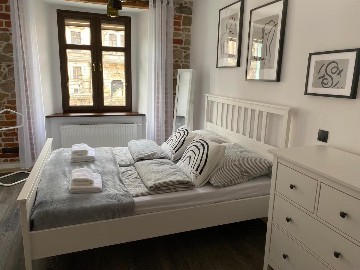 Apartament Przy Ratuszu Kłodzko Kültér fotó
