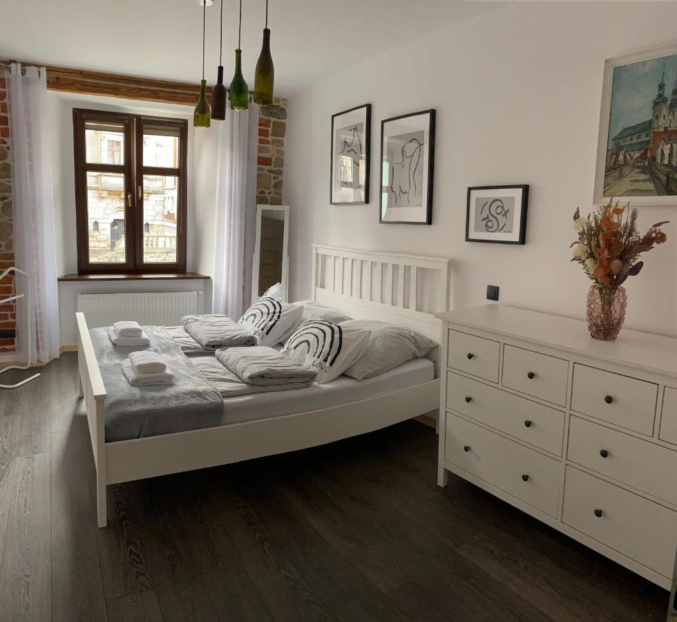 Apartament Przy Ratuszu Kłodzko Kültér fotó